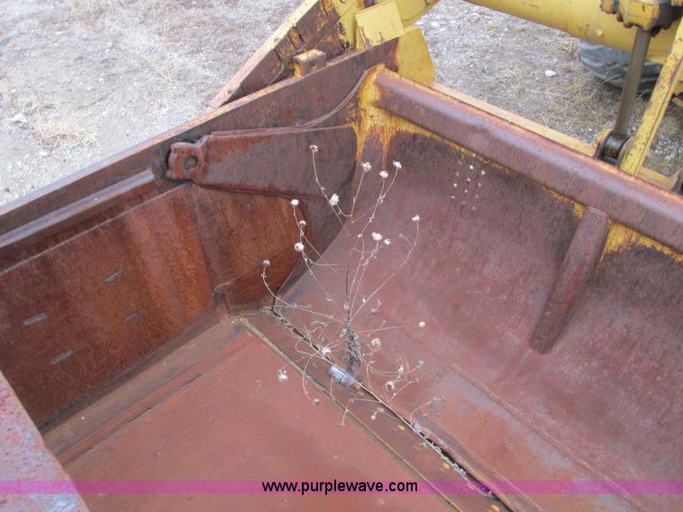 image for item F4305 1988 Caterpillar 621E wheel scraper