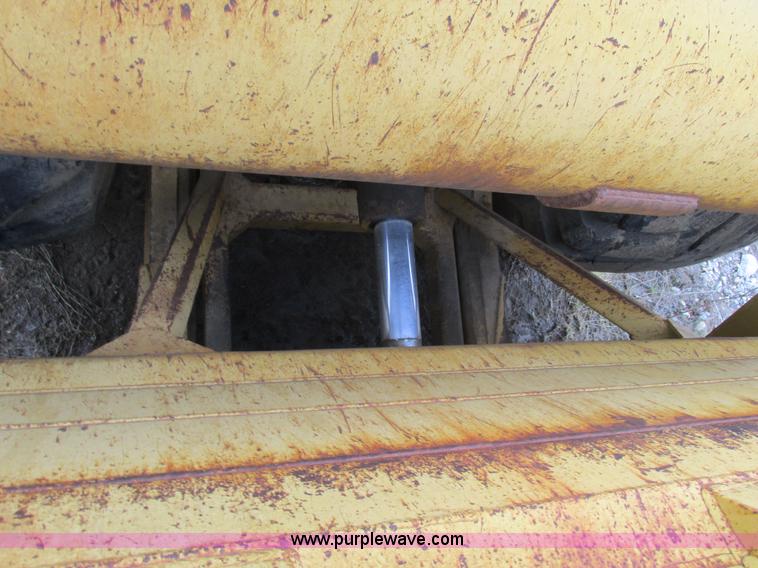 image for item F4305 1988 Caterpillar 621E wheel scraper