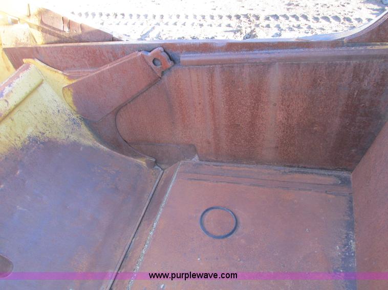 image for item F4306 1990 Caterpillar 621E wheel scraper