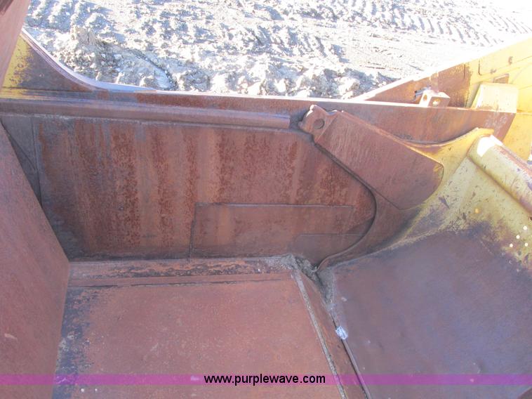 image for item F4306 1990 Caterpillar 621E wheel scraper