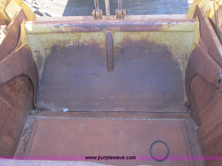 image for item F4306 1990 Caterpillar 621E wheel scraper