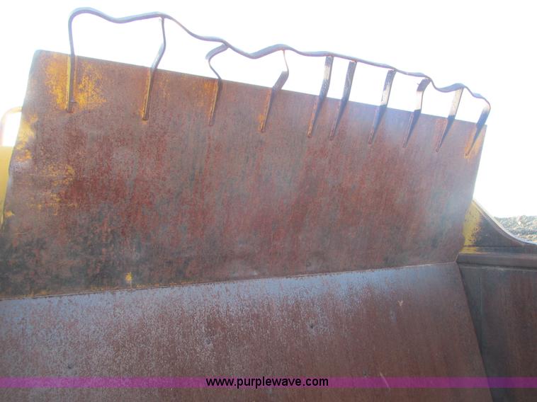 image for item F4306 1990 Caterpillar 621E wheel scraper