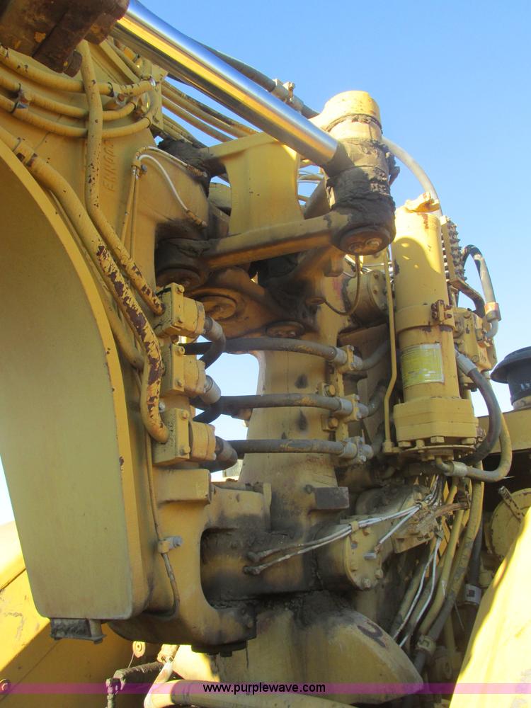 image for item F4306 1990 Caterpillar 621E wheel scraper