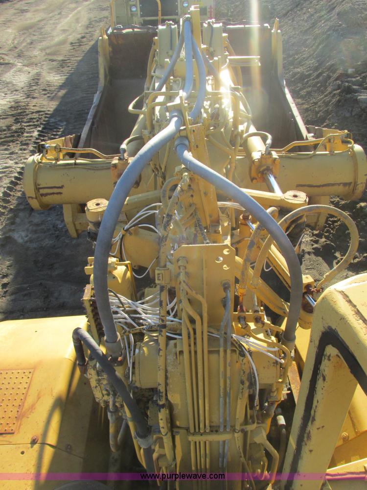 image for item F4306 1990 Caterpillar 621E wheel scraper