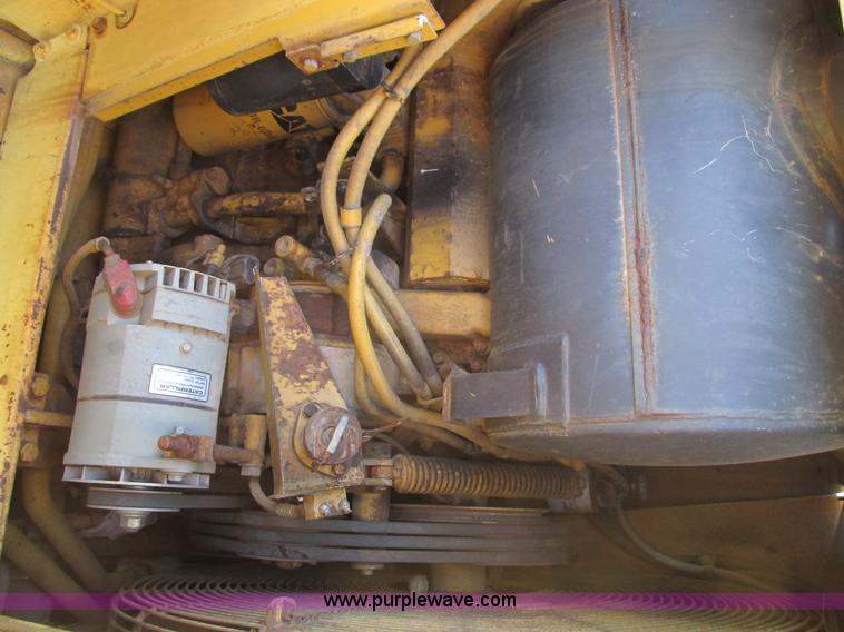 image for item F4306 1990 Caterpillar 621E wheel scraper