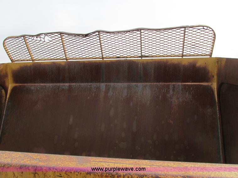 image for item F4309 Reynolds C14E10.5 pull type pan scraper