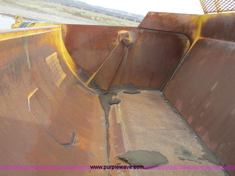 image for item F4309 Reynolds C14E10.5 pull type pan scraper