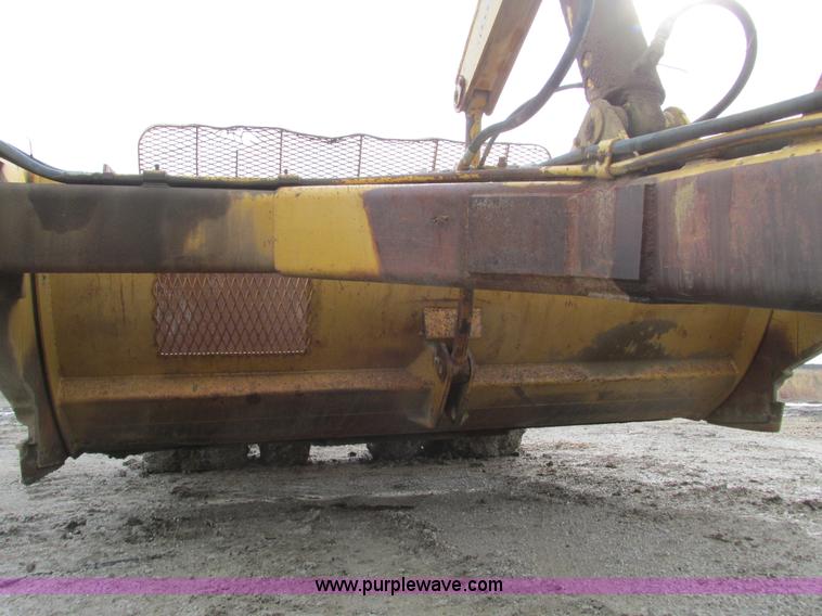 image for item F4309 Reynolds C14E10.5 pull type pan scraper