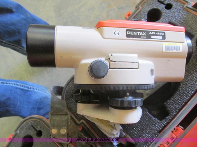 image for item X9946 Assorted surveying equipment