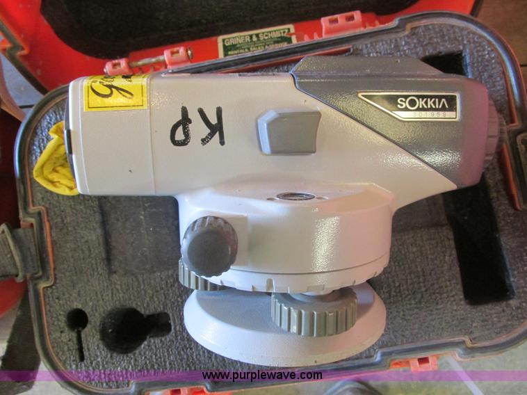 image for item X9946 Assorted surveying equipment