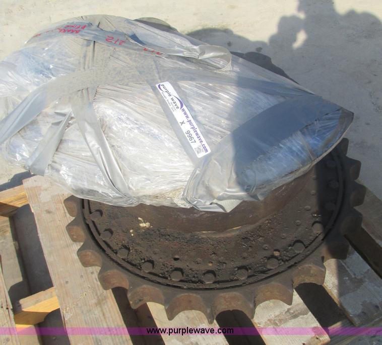 image for item X9967 Caterpillar 963 final drive and brake