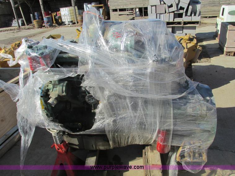 image for item X9998 Volvo six cylinder diesel engine