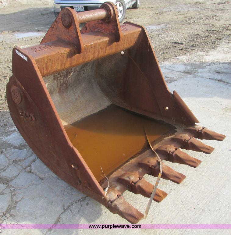 image for item Y9617 Eaco six tooth excavator bucket