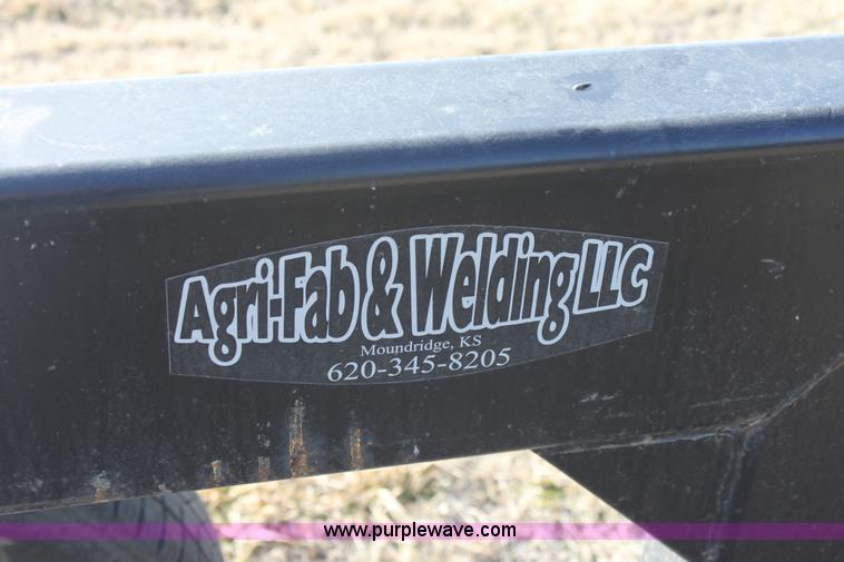 image for item E8393 Agri-Fab & Welding header trailer