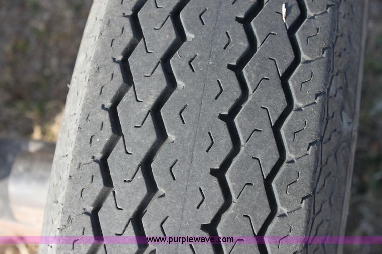 image for item E8394 Dyck Welding header trailer