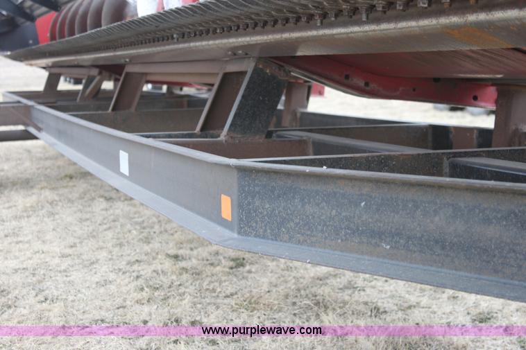 image for item E8396 Bull Mobile header trailer