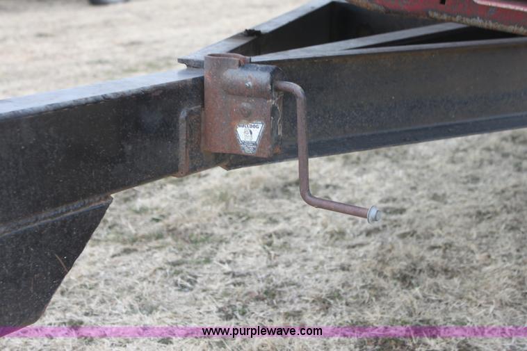 image for item E8396 Bull Mobile header trailer