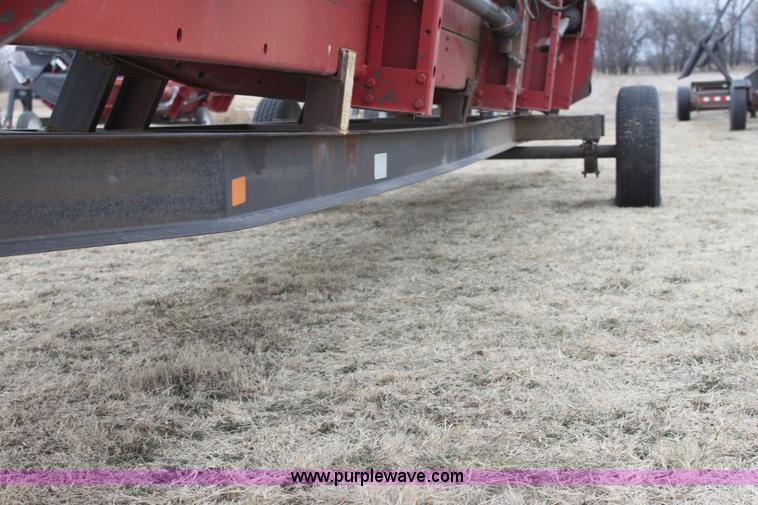 image for item E8396 Bull Mobile header trailer