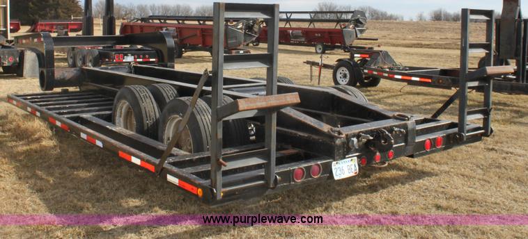 image for item E8399 1993 combine/sprayer trailer