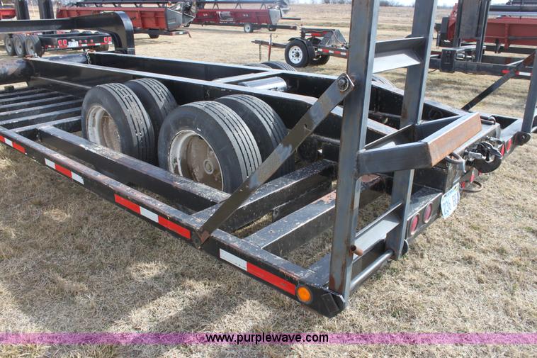 image for item E8399 1993 combine/sprayer trailer