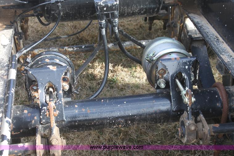 image for item E8399 1993 combine/sprayer trailer