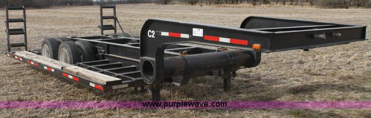 image for item E8400 1997 combine/sprayer trailer