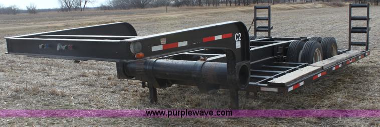 image for item E8400 1997 combine/sprayer trailer