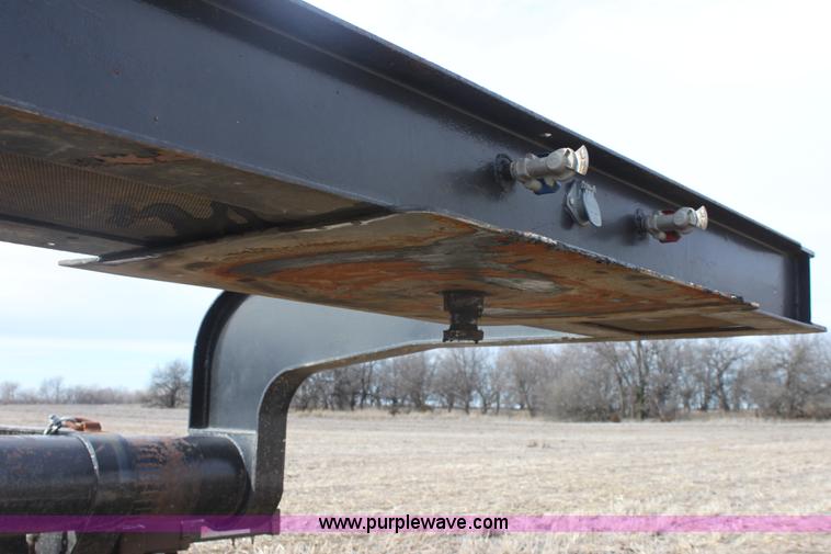 image for item E8400 1997 combine/sprayer trailer