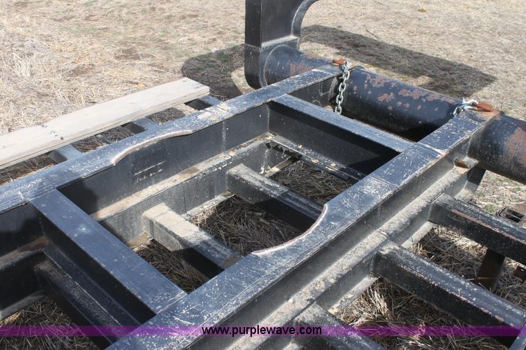 image for item E8400 1997 combine/sprayer trailer