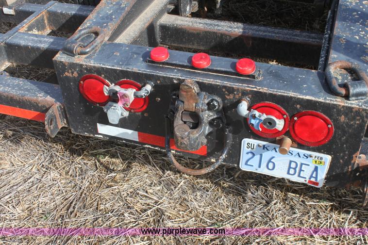 image for item E8400 1997 combine/sprayer trailer