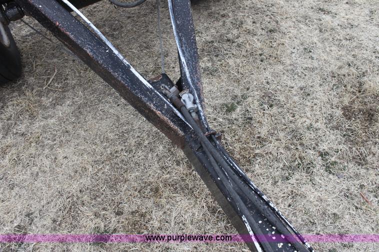 image for item E8402 Semi truck dolly