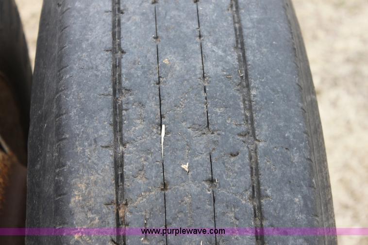 image for item E8402 Semi truck dolly