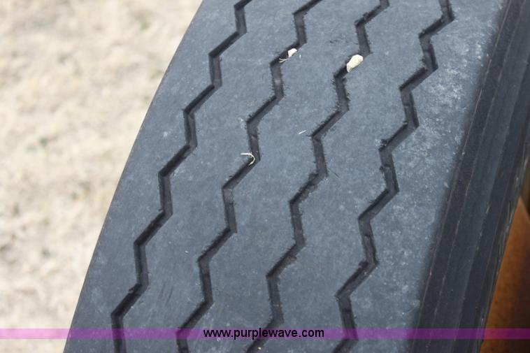 image for item E8402 Semi truck dolly