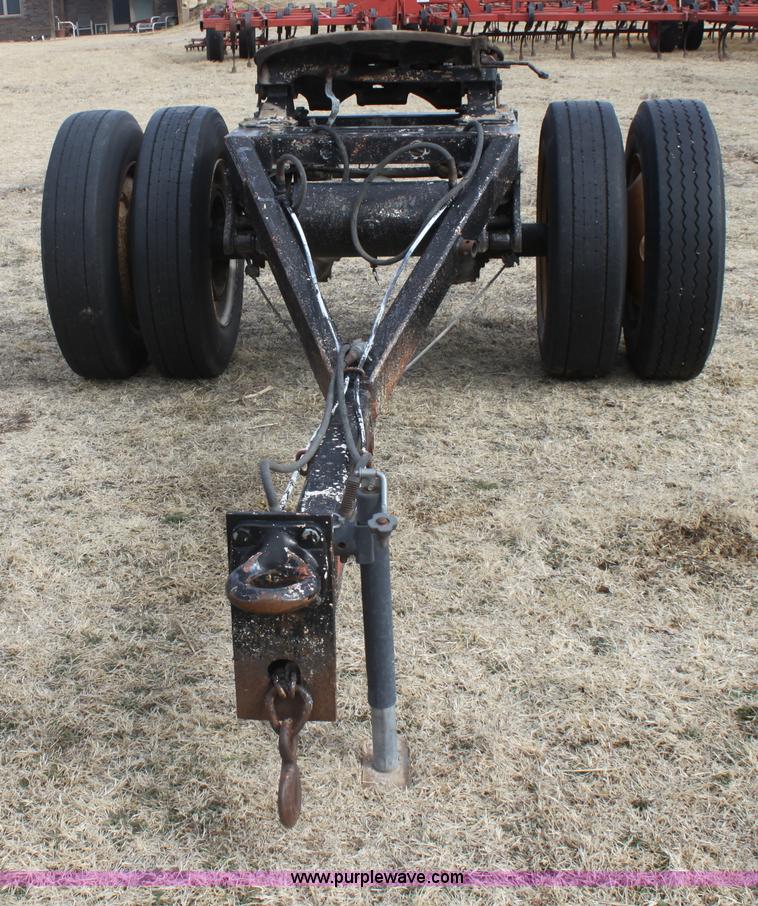 image for item E8402 Semi truck dolly