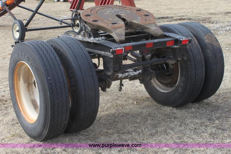 image for item E8402 Semi truck dolly