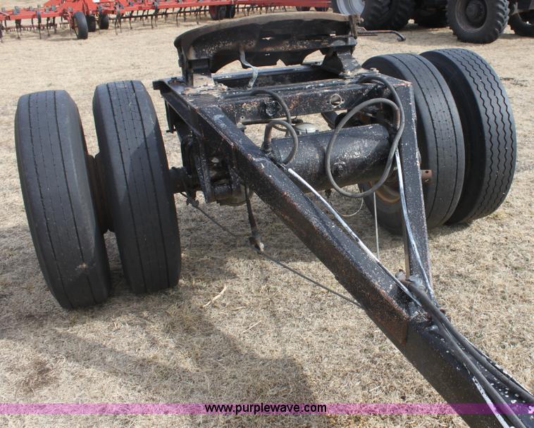 image for item E8402 Semi truck dolly