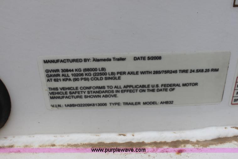 image for item E8403 2009 Alameda 32' grain trailer