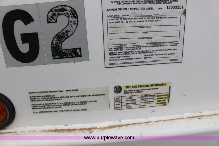 image for item E8403 2009 Alameda 32' grain trailer