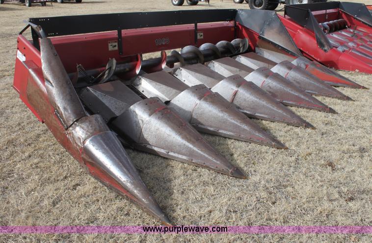 image for item E8404 Case 1063 corn head