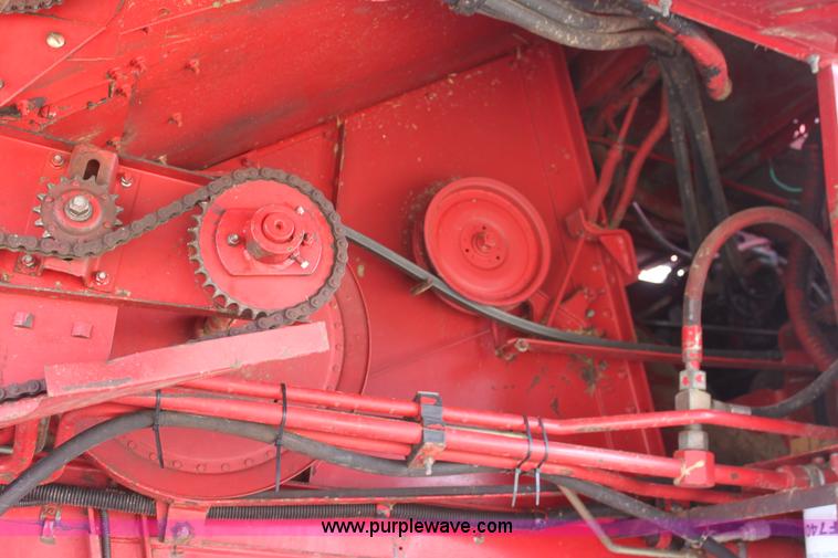 image for item E8405 1992 Case IH 1680 Axial-Flow 222BC RWA combine