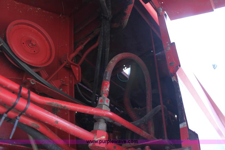 image for item E8405 1992 Case IH 1680 Axial-Flow 222BC RWA combine