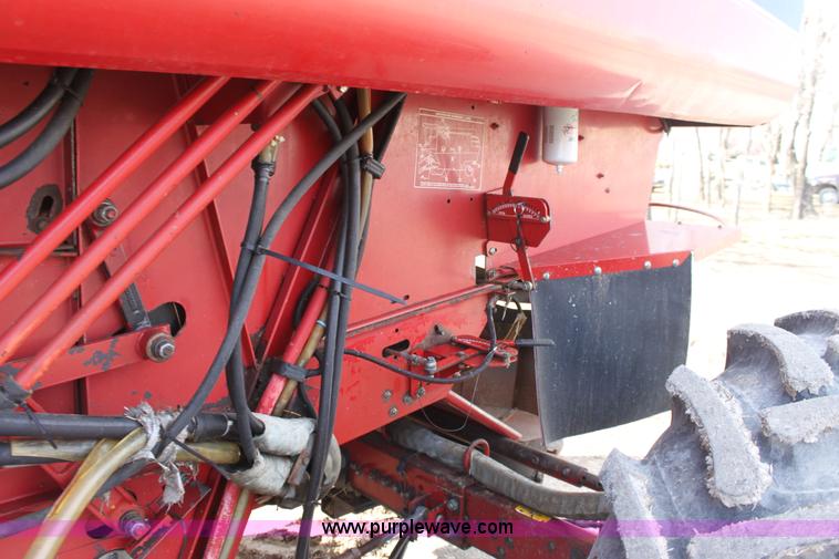 image for item E8405 1992 Case IH 1680 Axial-Flow 222BC RWA combine