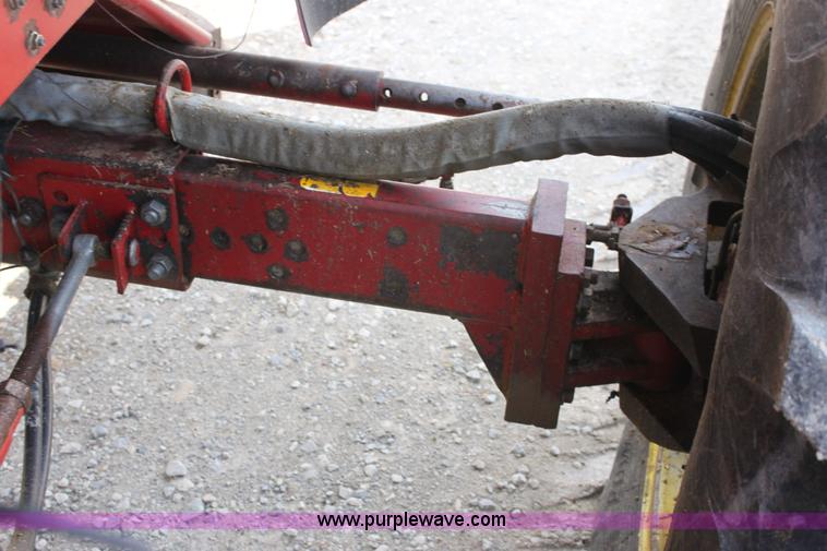 image for item E8405 1992 Case IH 1680 Axial-Flow 222BC RWA combine