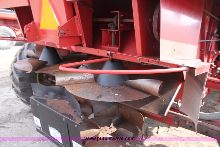 image for item E8405 1992 Case IH 1680 Axial-Flow 222BC RWA combine