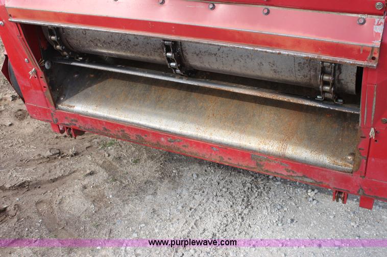 image for item E8405 1992 Case IH 1680 Axial-Flow 222BC RWA combine