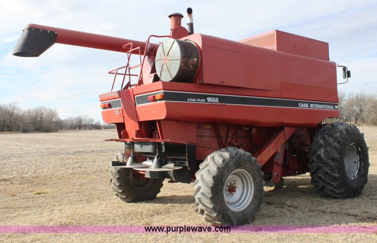image for item E8406 1994 Case IH 1688 Axial-Flow F33 combine