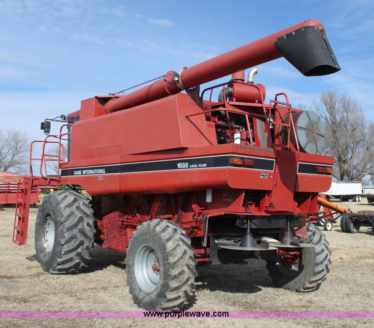 image for item E8406 1994 Case IH 1688 Axial-Flow F33 combine
