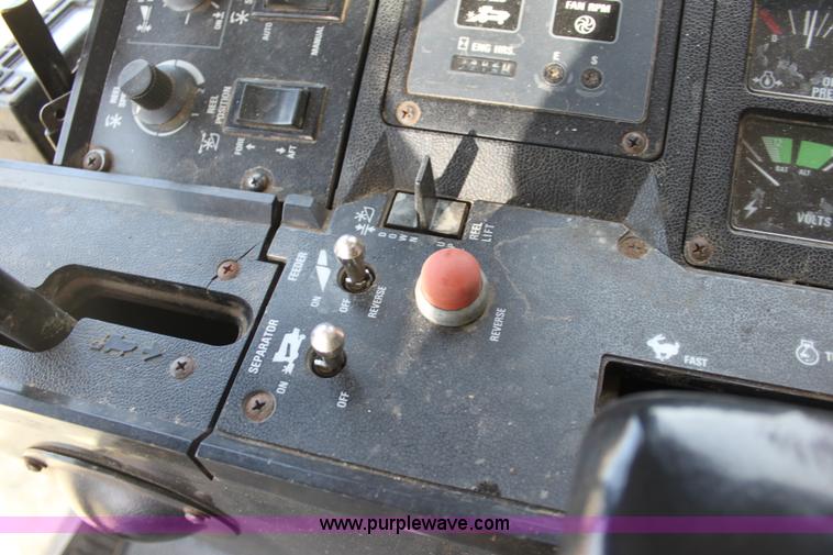 image for item E8406 1994 Case IH 1688 Axial-Flow F33 combine