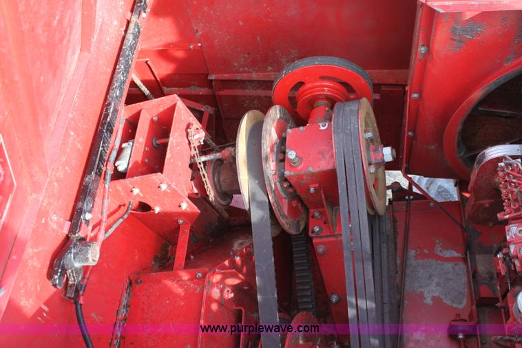 image for item E8406 1994 Case IH 1688 Axial-Flow F33 combine