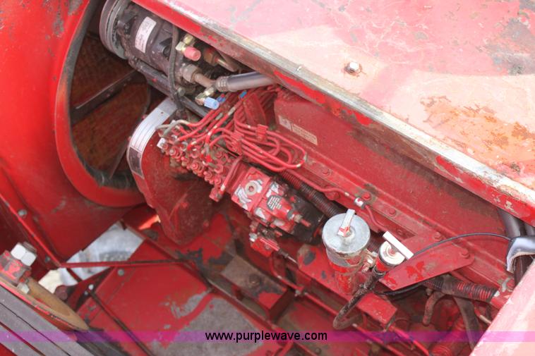 image for item E8406 1994 Case IH 1688 Axial-Flow F33 combine